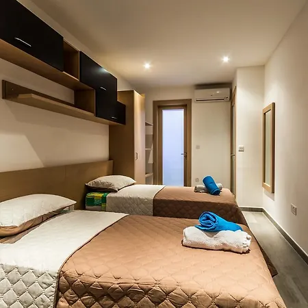 Duplex Luxury * Gzira